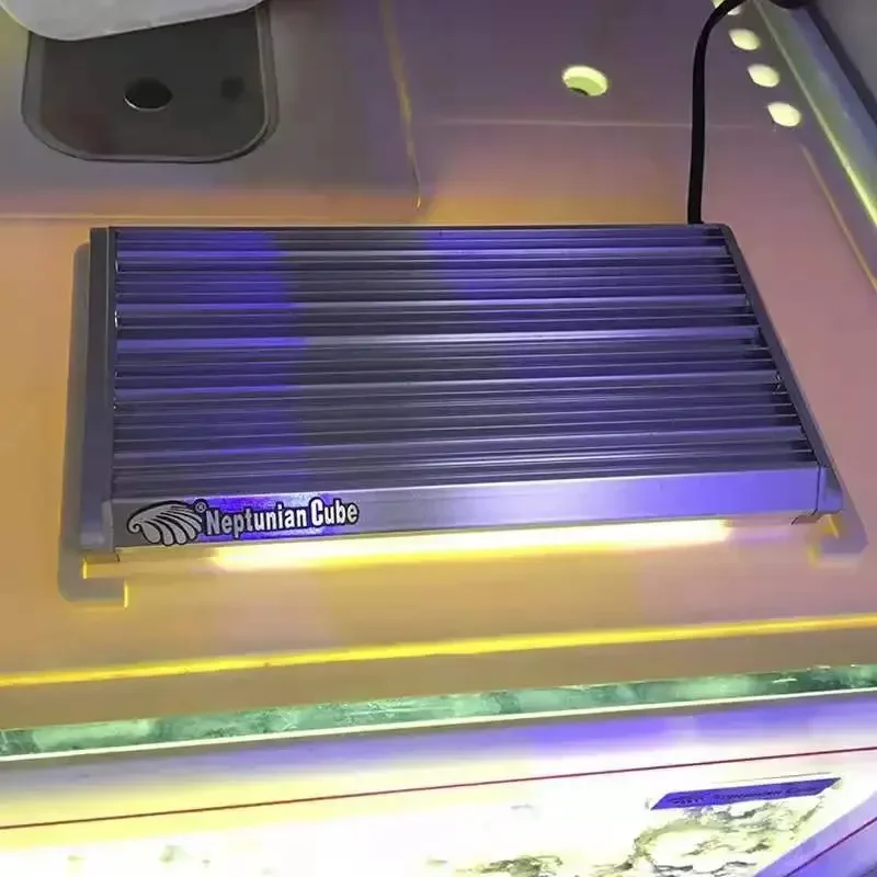 Luz LED Neptunian Cube Refugiu - Marine Aquarium Cube avaliação e preço